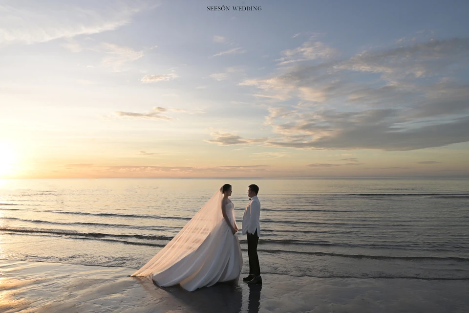 Ảnh cưới Biển hoàng hôn tại Bãi biển Phú Quốc, Kiên Giang — Phát & Trinh — Biển Phú Quốc, SeesonWedding (ảnh 9/31)