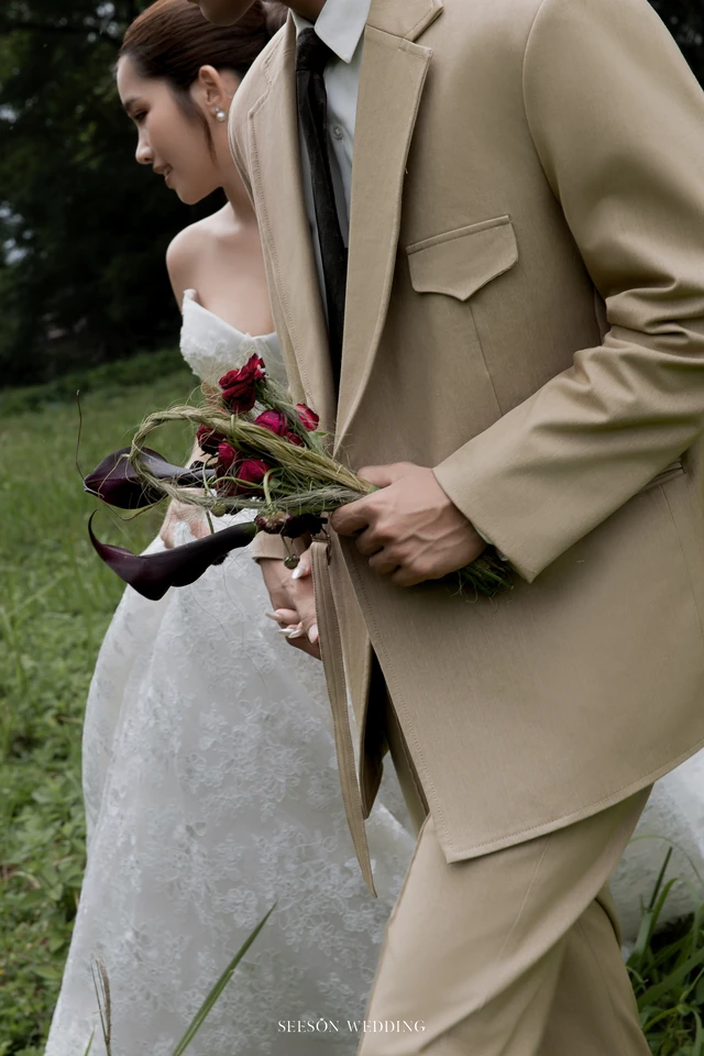 Ảnh cưới Rừng xanh & vest be tại Rừng ngoại thành TP.HCM — Rừng Sài Gòn — Concept 4, SeesonWedding (ảnh 26/37)