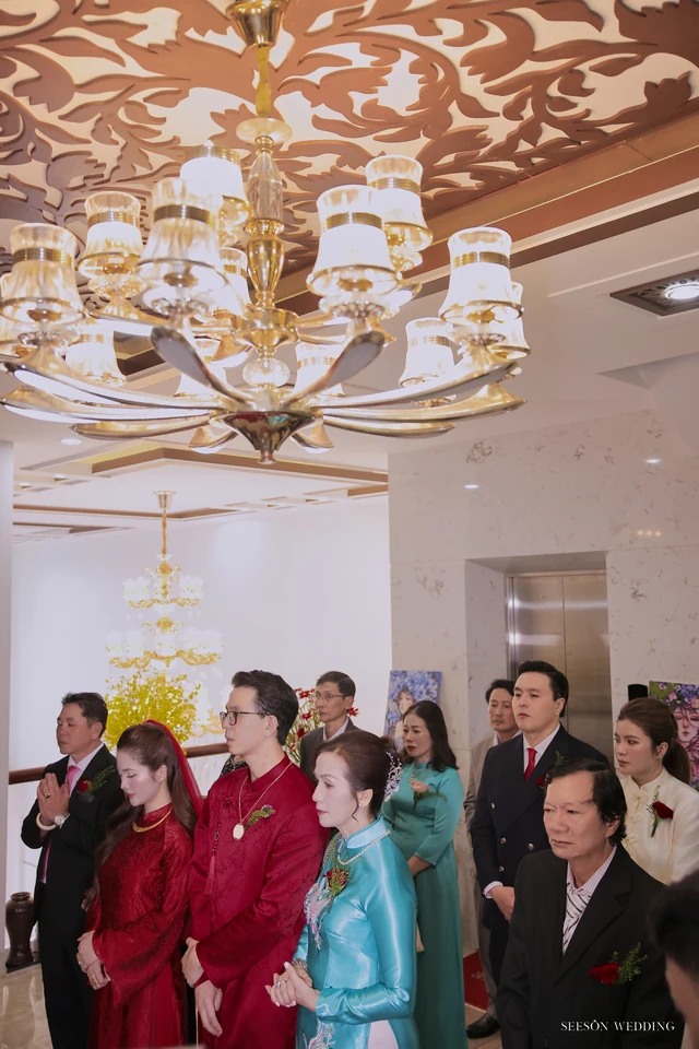 Ảnh cưới Áo dài đỏ & lễ gia tiên tại TP. Hồ Chí Minh — Áo Dài — Lễ Gia Tiên, SeesonWedding (ảnh 99/108)