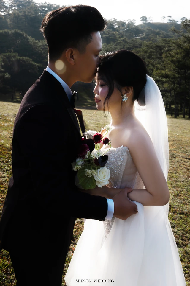 Ảnh cưới Đồi cỏ hồng & sương sớm tại Đồi cỏ hồng, Đà Lạt — Đồi Cỏ Hồng — Đà Lạt, SeesonWedding (ảnh 13/20)