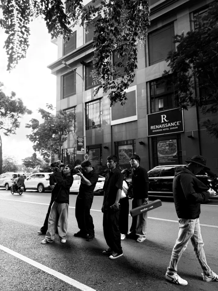 Ảnh cưới Behind the scenes tại TP. Hồ Chí Minh — Hậu Trường — Ekip Seeson, SeesonWedding (ảnh 12/12)
