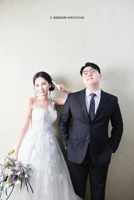 Kyue Young & Bích Ngân — Studio Hàn Quốc — chụp ảnh cưới Studio Seeson, TP.HCM bởi SeesonWedding