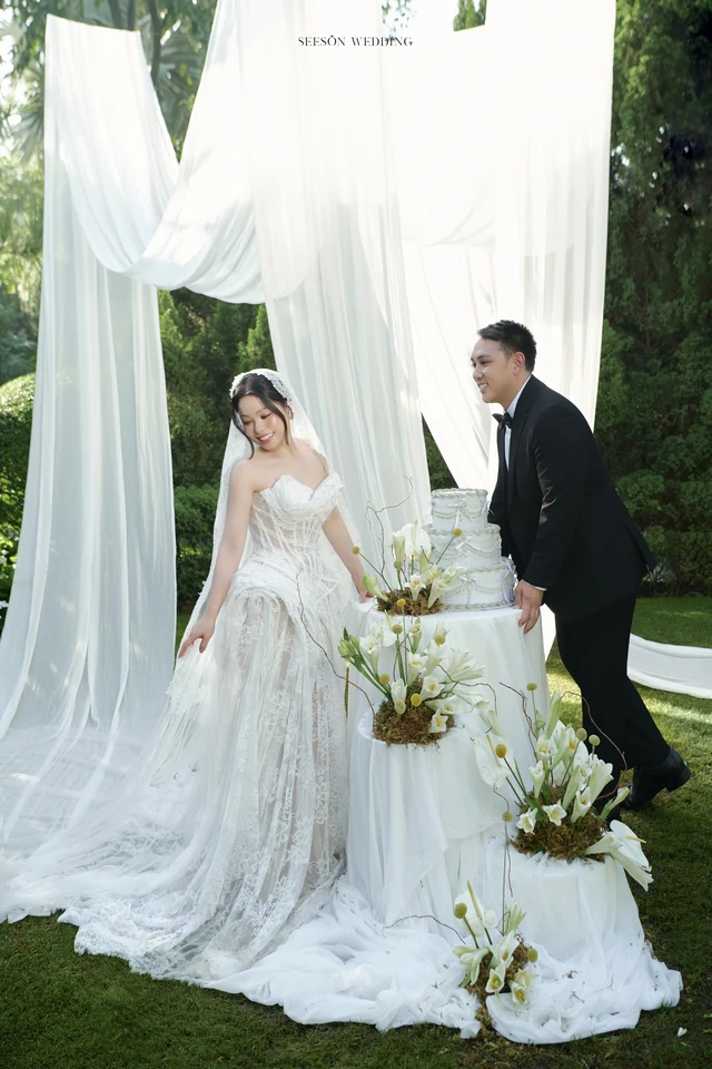 Ảnh cưới Cổng vòm cây & tiệc vườn tại Phim trường Vũ Garden, TP.HCM — Vũ Garden — Cổng Vòm & Bánh Cưới, SeesonWedding (ảnh 1/22)