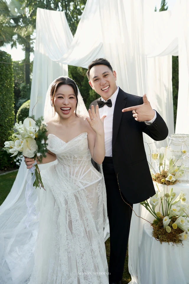 Ảnh cưới Cổng vòm cây & tiệc vườn tại Phim trường Vũ Garden, TP.HCM — Vũ Garden — Cổng Vòm & Bánh Cưới, SeesonWedding (ảnh 9/22)