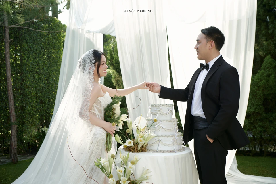 Ảnh cưới Cổng vòm cây & tiệc vườn tại Phim trường Vũ Garden, TP.HCM — Vũ Garden — Cổng Vòm & Bánh Cưới, SeesonWedding (ảnh 11/22)