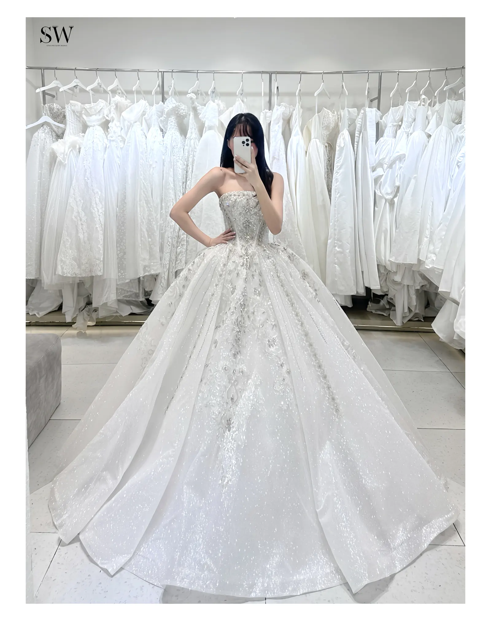 Váy cưới Yên (NH-01) — Đính đá lấp lánh toàn thân — SeesonWedding TP.HCM