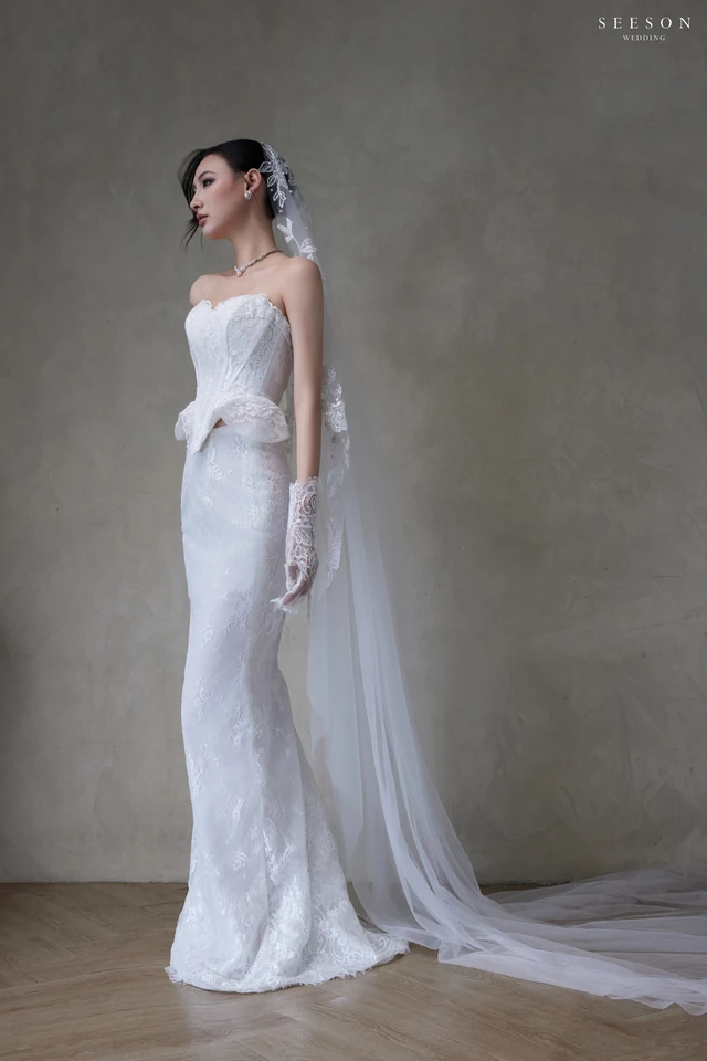 Váy cưới Camélia TE-06 — Đuôi cá ren · voan viền ren hoa — SeesonWedding TP.HCM (ảnh 4/8)